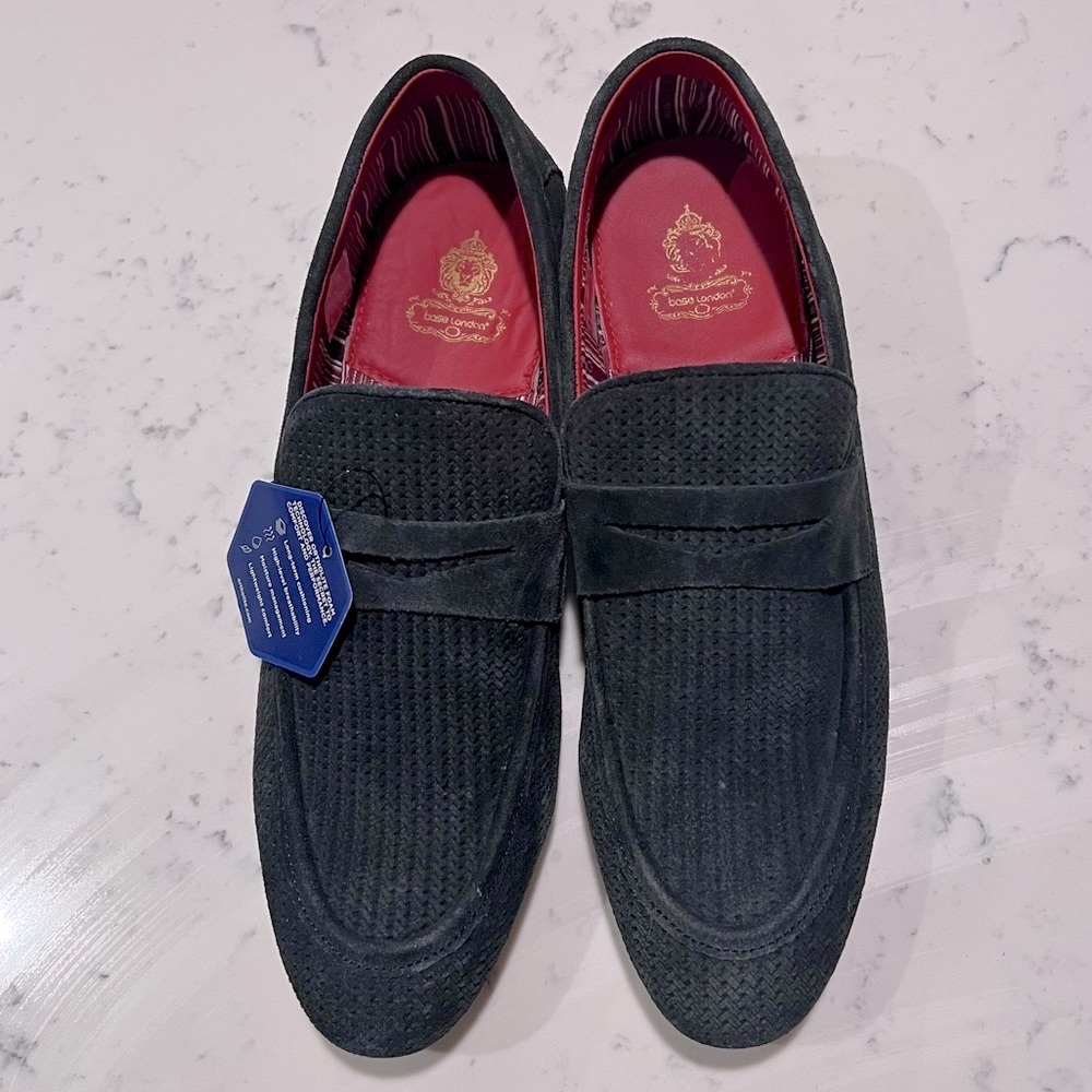 🔥Base London Fleming Embossed Leather | Ortholite Foam loafer | Size 11 M